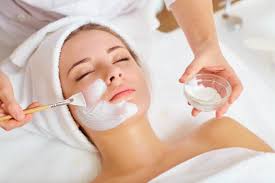 CERTIFICATE IN FUNDAMENTALS OF COSMETOLOGY